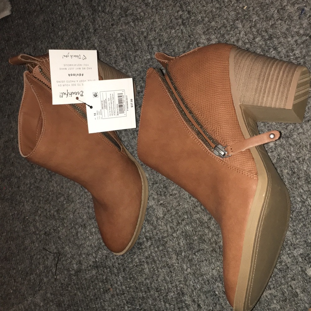 Boots never worn